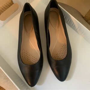 Easy Spirit Black Women's Flats